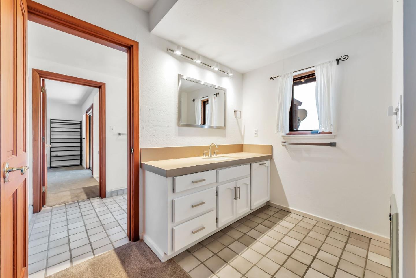 Detail Gallery Image 41 of 107 For 950 Oak Ridge Rd, Los Gatos,  CA 95033 - 3 Beds | 2/1 Baths