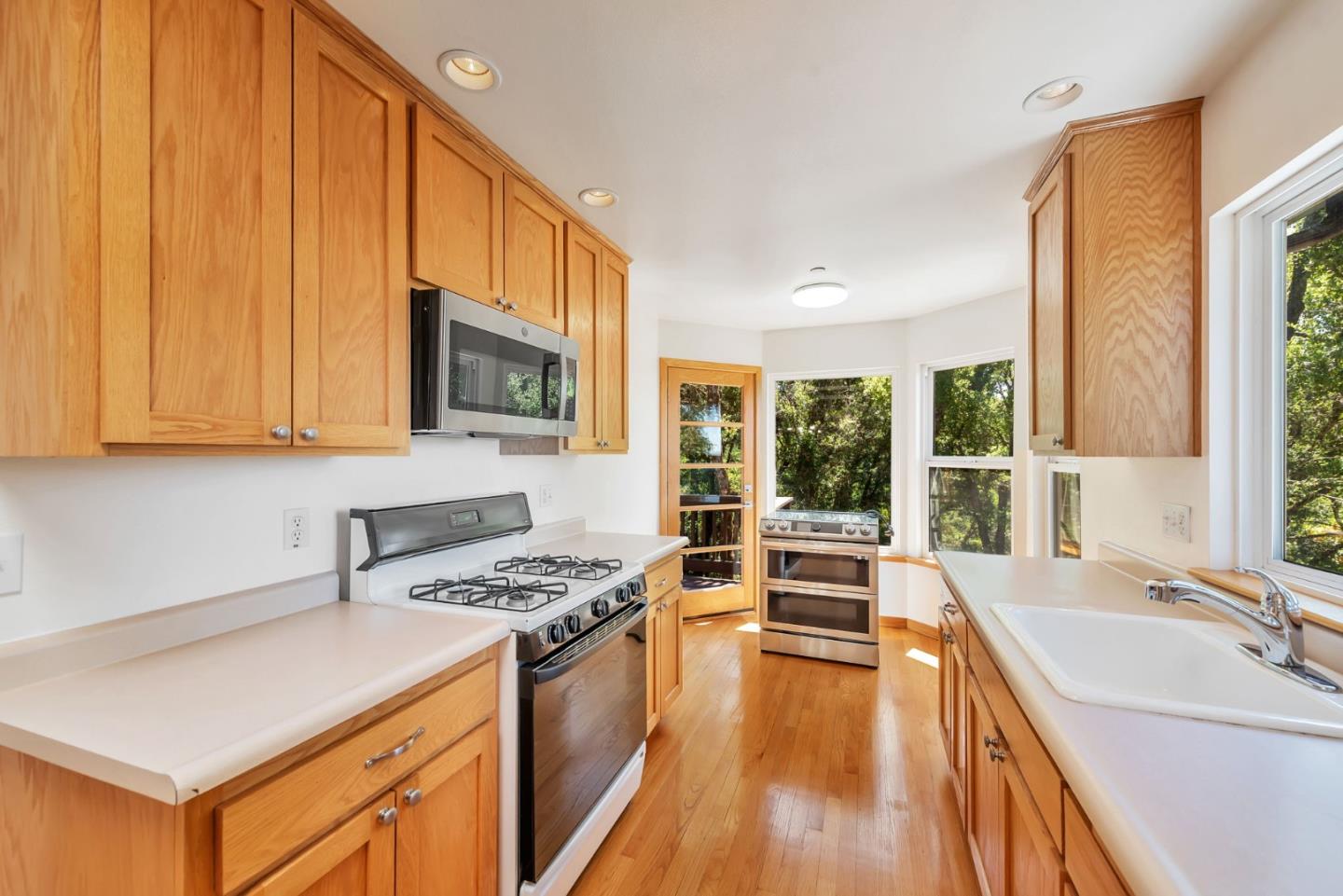 Detail Gallery Image 68 of 107 For 950 Oak Ridge Rd, Los Gatos,  CA 95033 - 3 Beds | 2/1 Baths