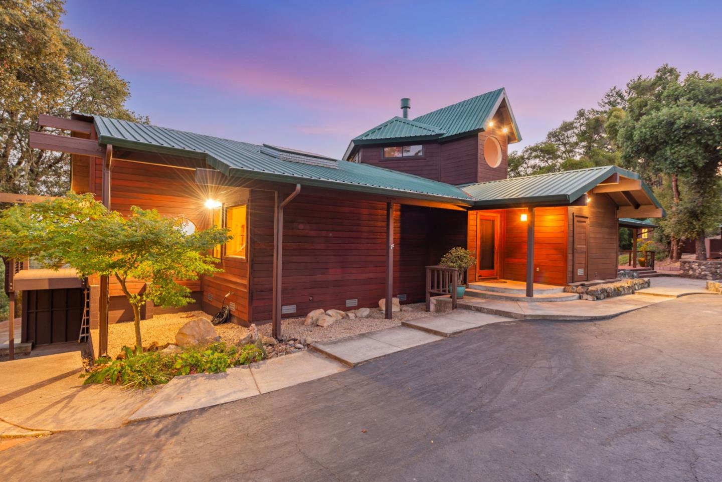 Detail Gallery Image 98 of 107 For 950 Oak Ridge Rd, Los Gatos,  CA 95033 - 3 Beds | 2/1 Baths