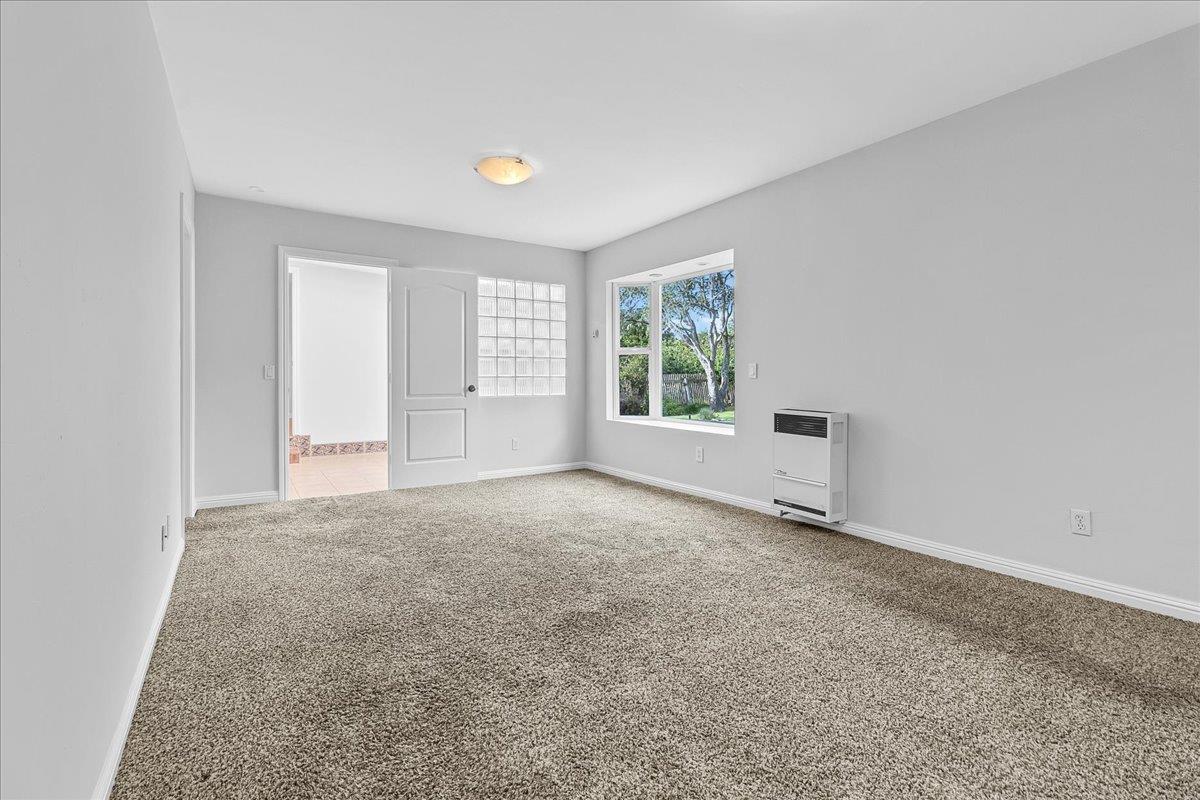 Detail Gallery Image 20 of 34 For 860 Sunset Dr, Pacific Grove,  CA 93950 - 3 Beds | 2 Baths