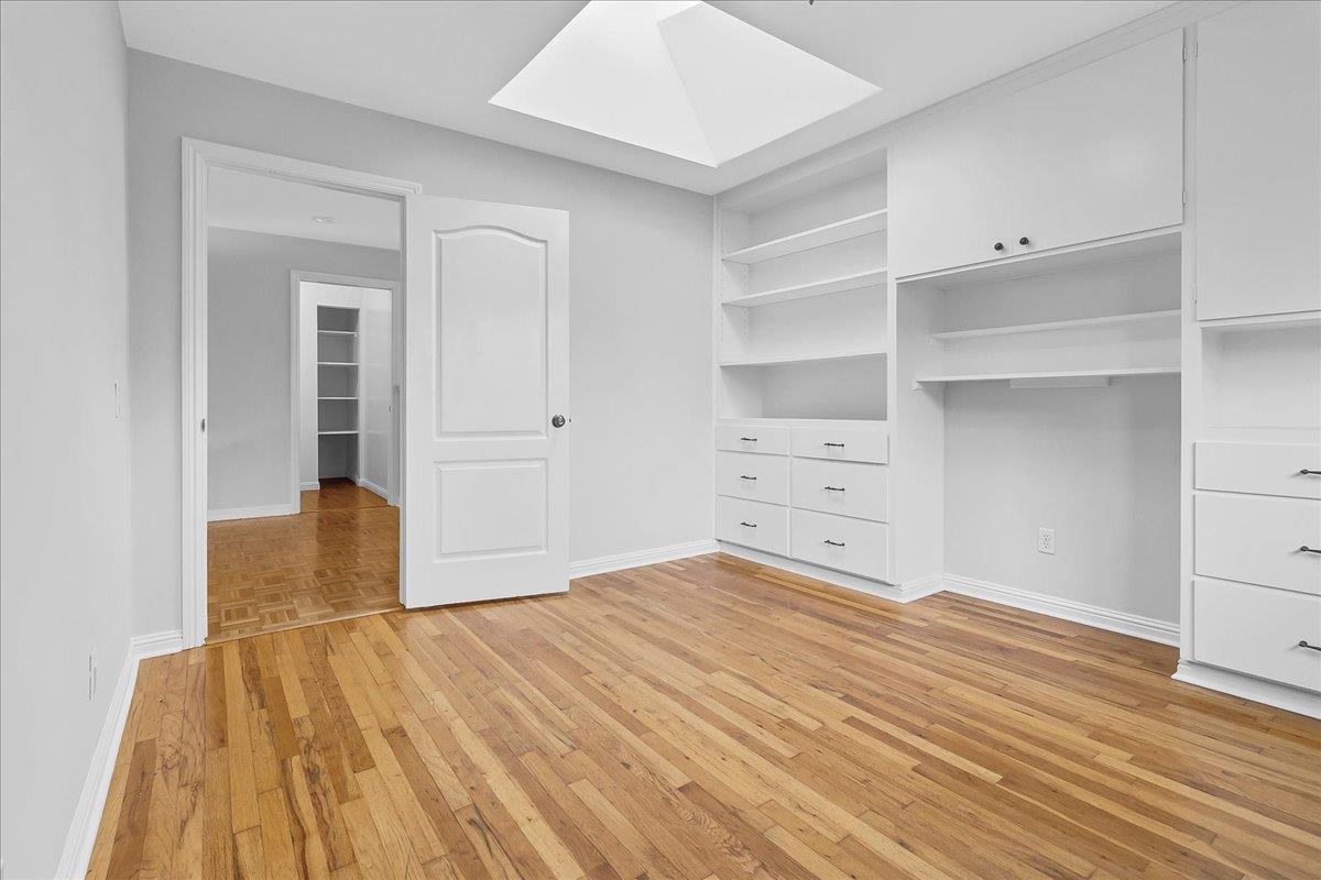 Detail Gallery Image 28 of 34 For 860 Sunset Dr, Pacific Grove,  CA 93950 - 3 Beds | 2 Baths