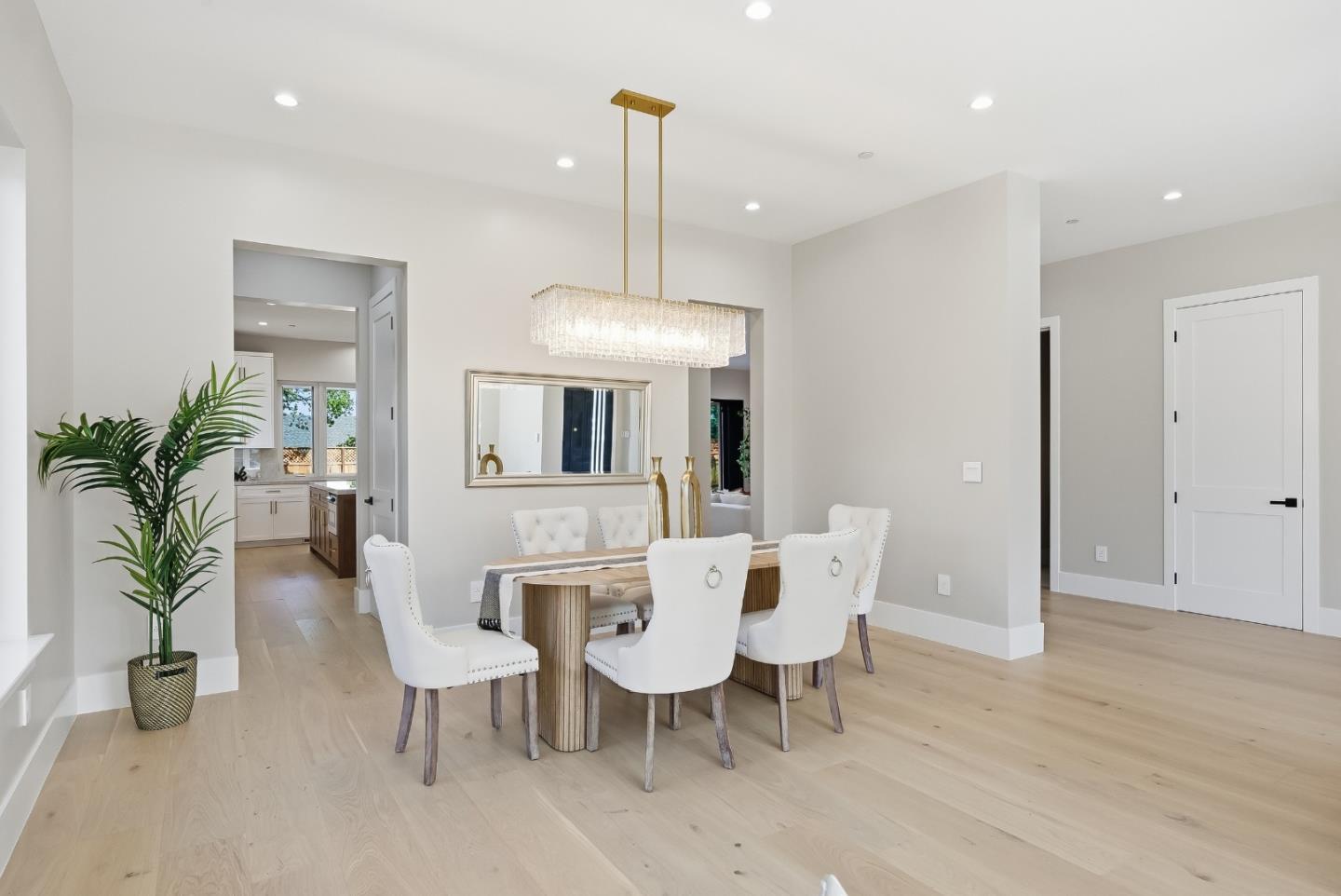 Detail Gallery Image 12 of 44 For 1001 Audrey Ave, Campbell,  CA 95008 - 6 Beds | 5/1 Baths