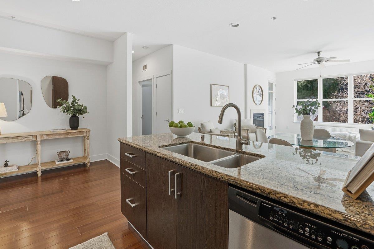 Detail Gallery Image 13 of 34 For 2030 N Pacific Ave #238,  Santa Cruz,  CA 95060 - 1 Beds | 1 Baths