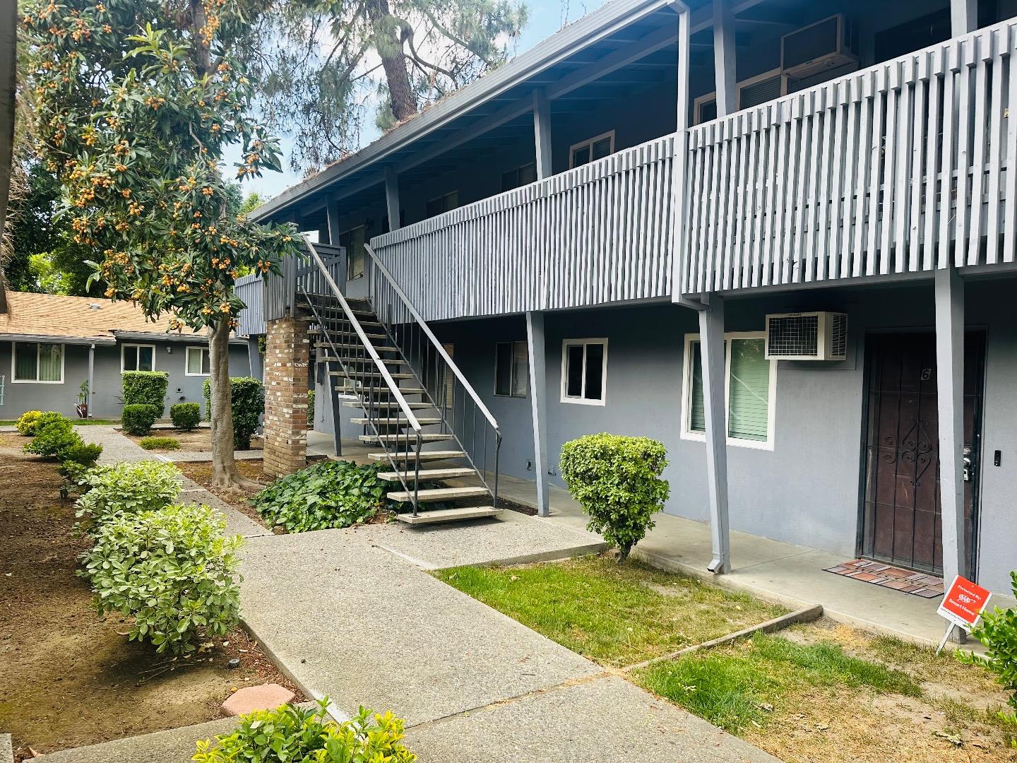 Front Image Thumbnail for ML82032587