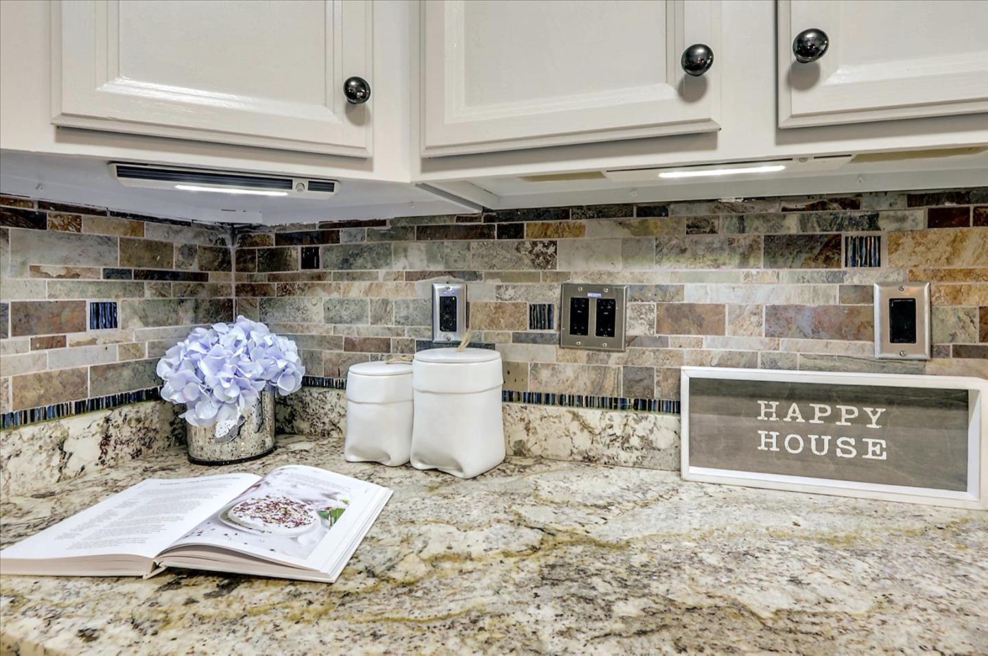 Photo #13: ML82032591 Listing: Photo #13