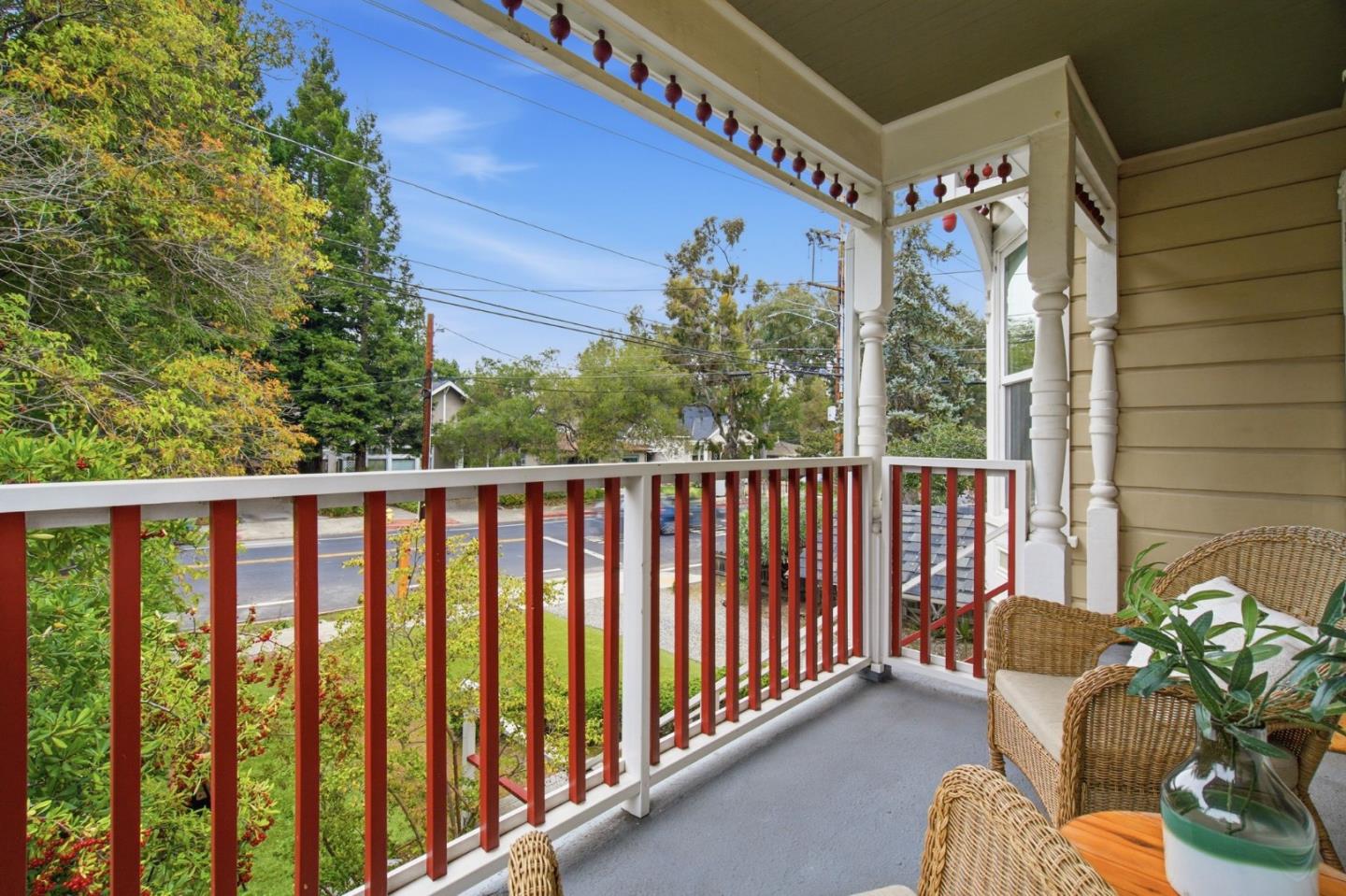 Detail Gallery Image 5 of 83 For 256 Los Gatos Blvd, Los Gatos,  CA 95030 - 5 Beds | 4/2 Baths