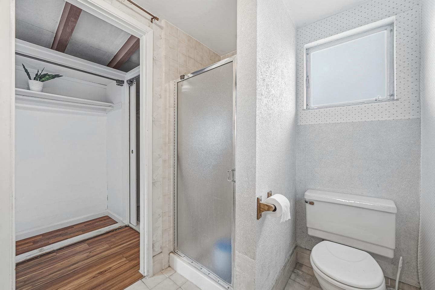 Detail Gallery Image 21 of 25 For 1110 Breezewood Ct, Sunnyvale,  CA 94089 - 3 Beds | 2 Baths