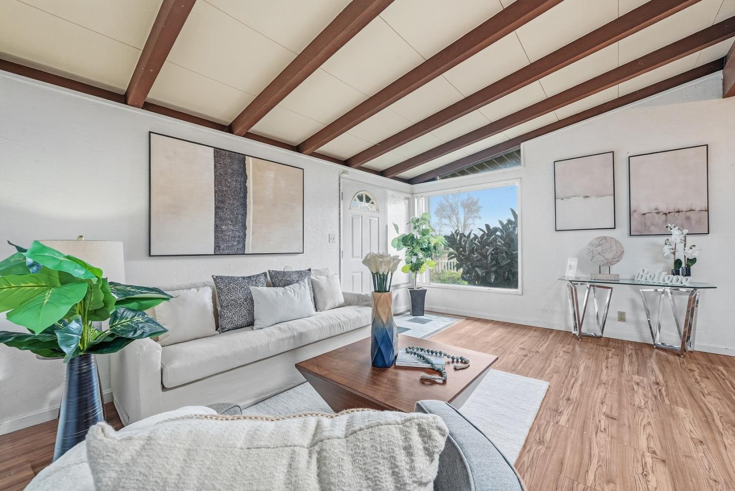 Detail Gallery Image 5 of 25 For 1110 Breezewood Ct, Sunnyvale,  CA 94089 - 3 Beds | 2 Baths