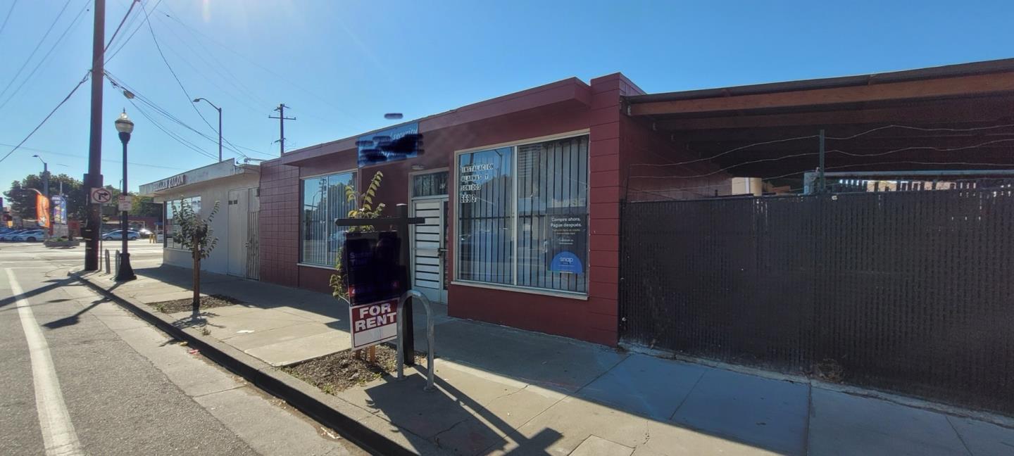 Front Image Thumbnail for ML82032595