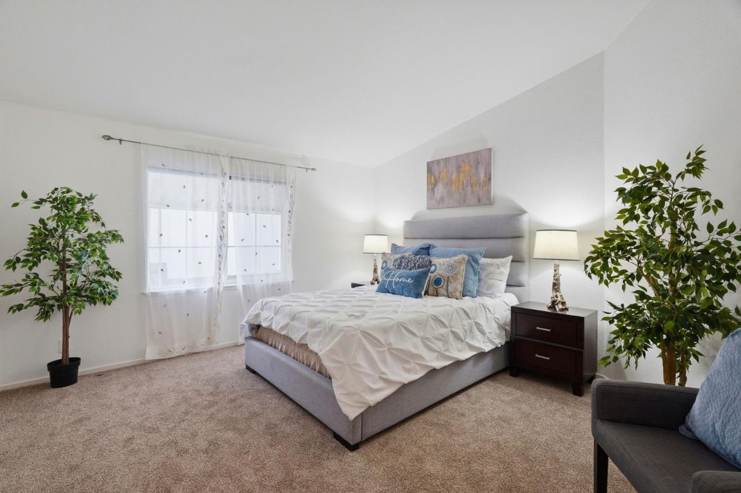 Detail Gallery Image 13 of 45 For 1085 Tasman Dr #400,  Sunnyvale,  CA 94089 - 3 Beds | 2 Baths