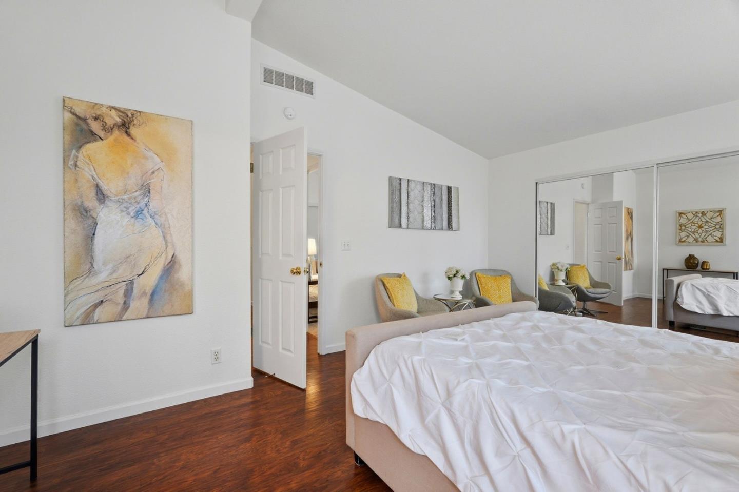 Detail Gallery Image 17 of 45 For 1085 Tasman Dr #400,  Sunnyvale,  CA 94089 - 3 Beds | 2 Baths