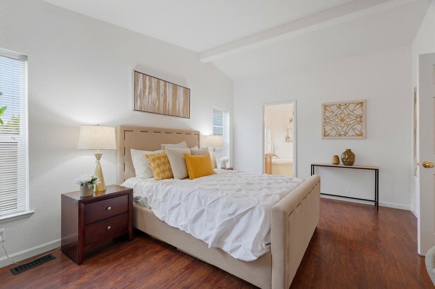 Detail Gallery Image 19 of 45 For 1085 Tasman Dr #400,  Sunnyvale,  CA 94089 - 3 Beds | 2 Baths