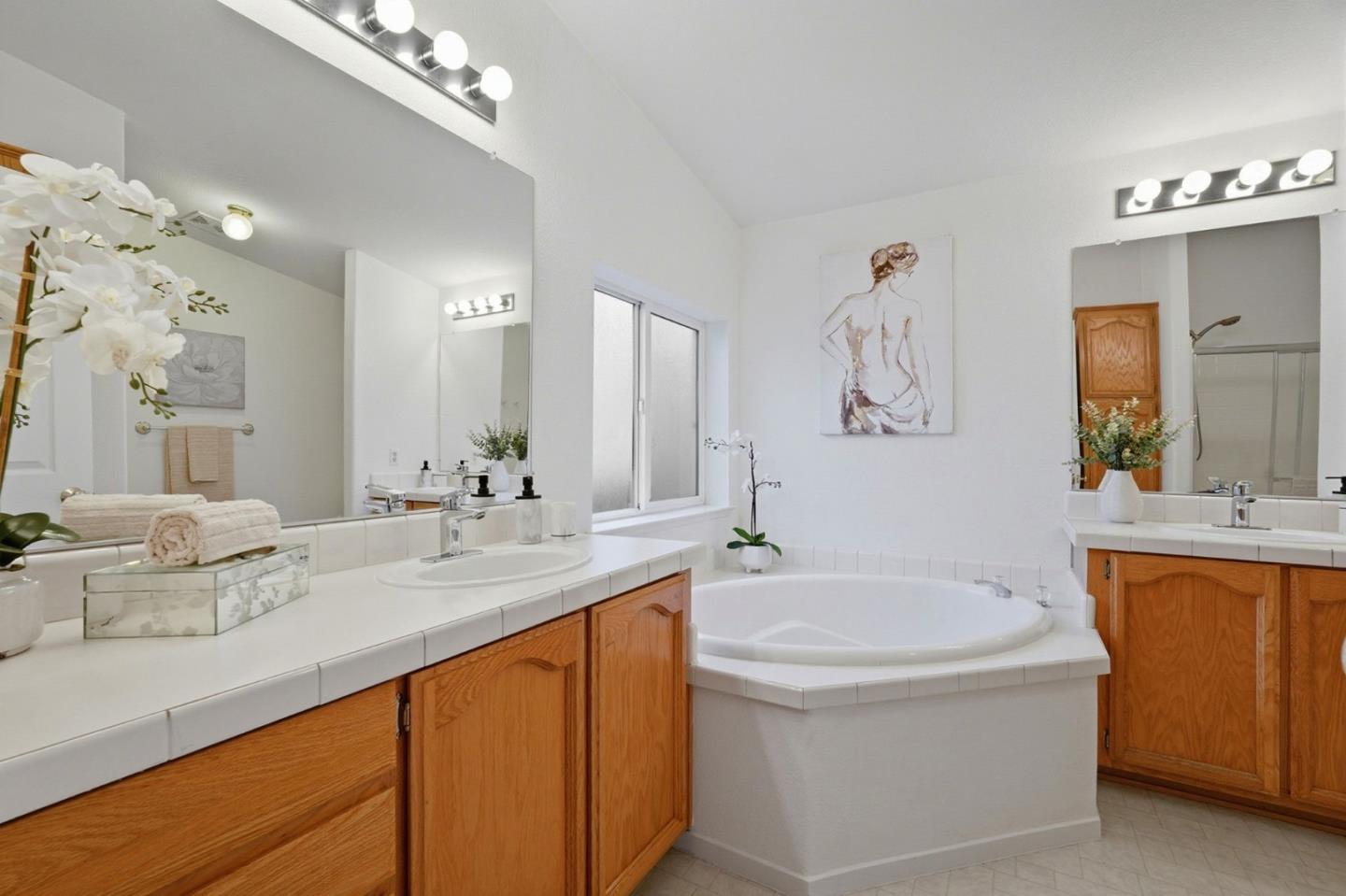 Detail Gallery Image 27 of 45 For 1085 Tasman Dr #400,  Sunnyvale,  CA 94089 - 3 Beds | 2 Baths