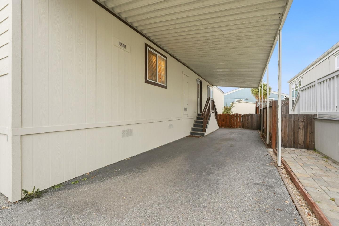 Detail Gallery Image 37 of 45 For 1085 Tasman Dr #400,  Sunnyvale,  CA 94089 - 3 Beds | 2 Baths