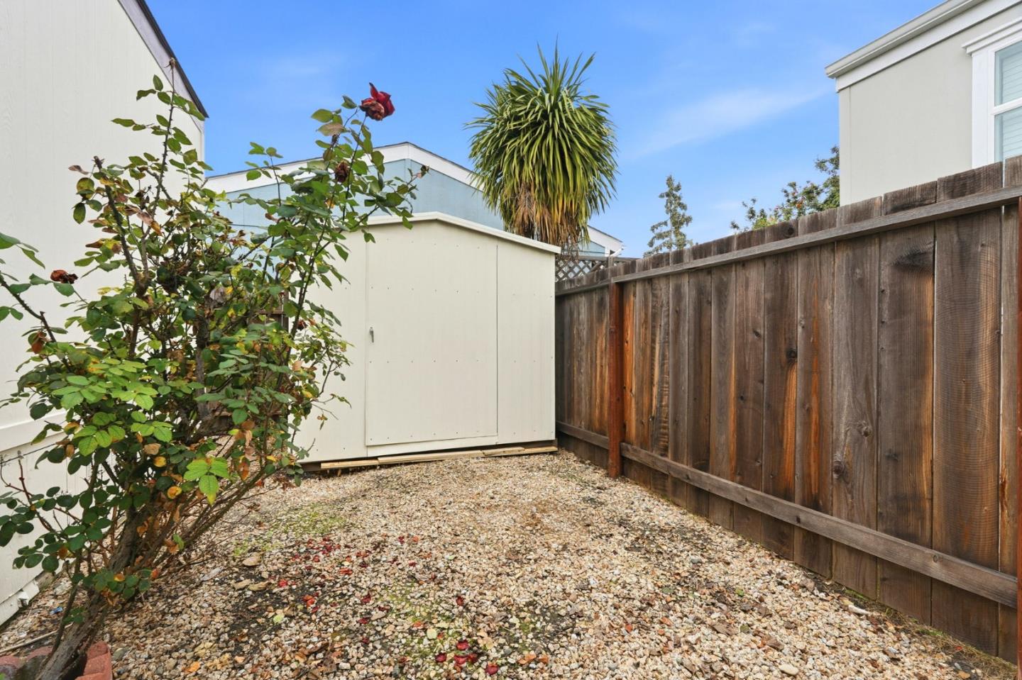 Detail Gallery Image 38 of 45 For 1085 Tasman Dr #400,  Sunnyvale,  CA 94089 - 3 Beds | 2 Baths