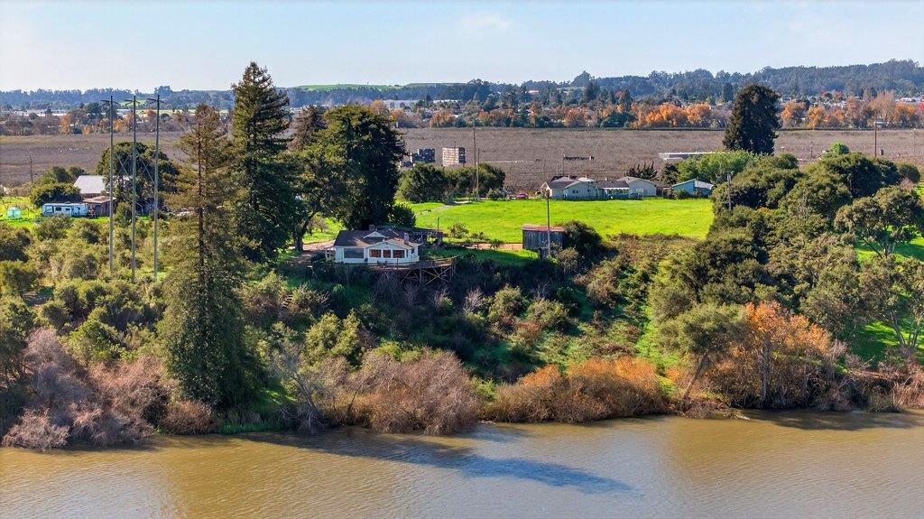 Detail Gallery Image 39 of 45 For 145 Bencich Ln, Watsonville,  CA 95076 - 1 Beds | 1 Baths