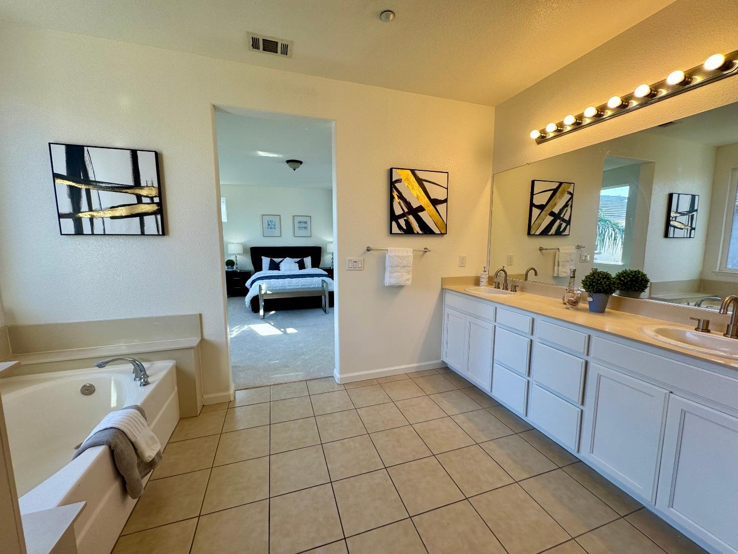 Detail Gallery Image 15 of 26 For 1924 Cedar Falls Ave, Brentwood,  CA 94513 - 4 Beds | 3/1 Baths