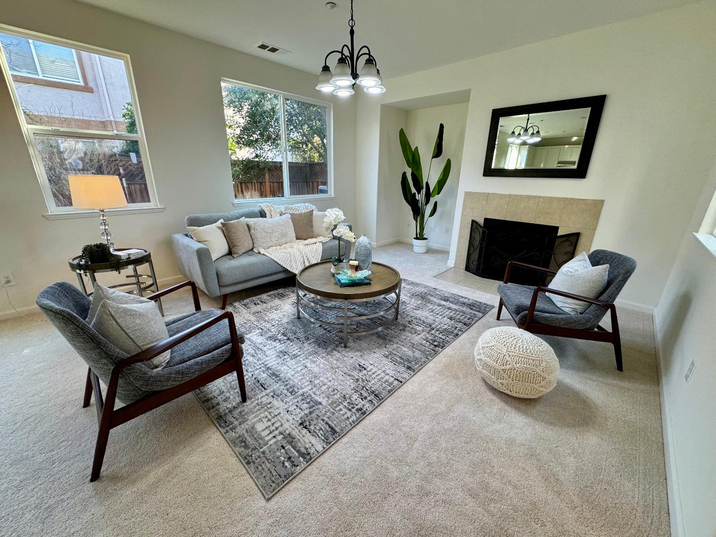 Detail Gallery Image 4 of 26 For 1924 Cedar Falls Ave, Brentwood,  CA 94513 - 4 Beds | 3/1 Baths