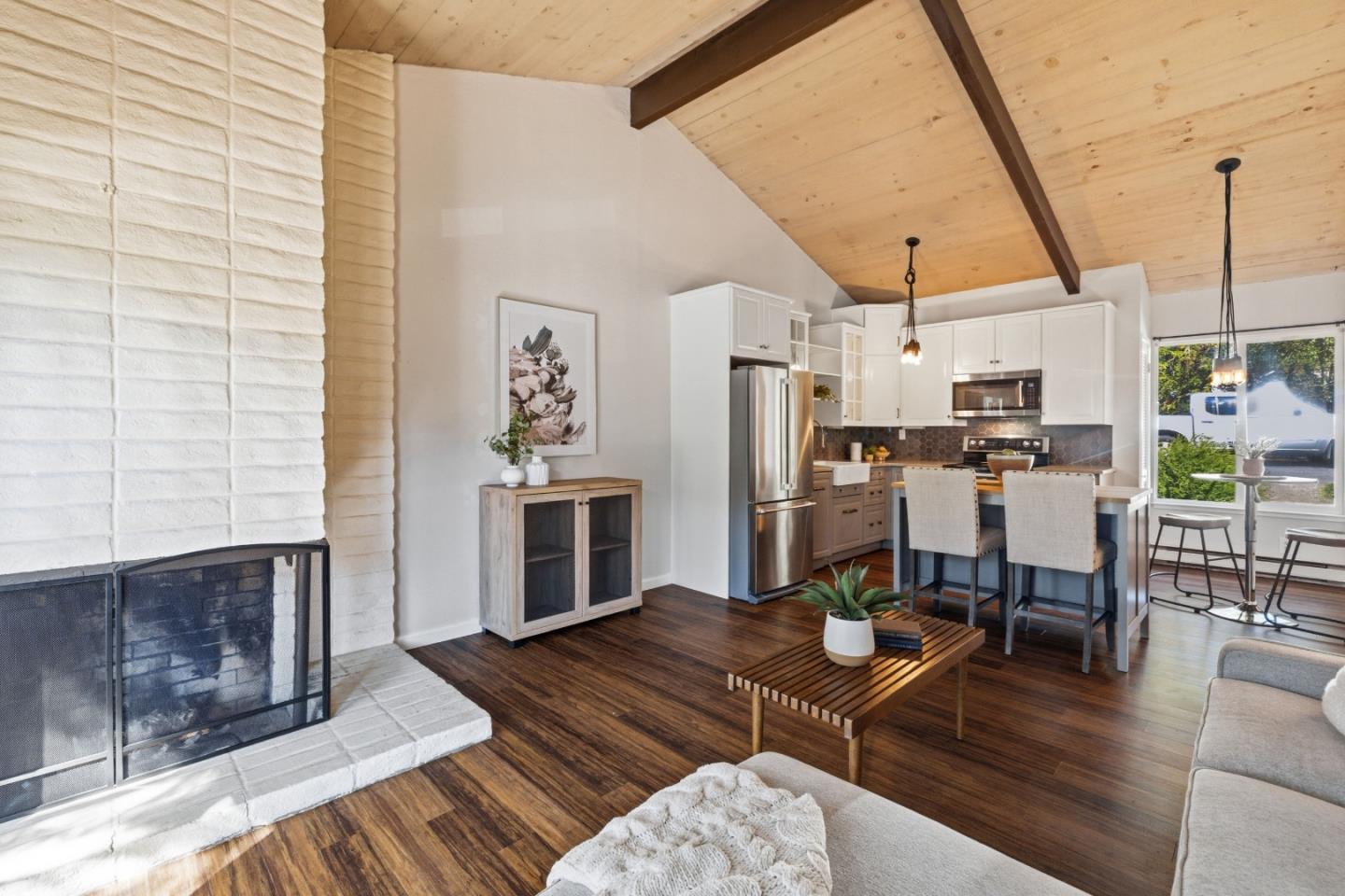 Detail Gallery Image 8 of 48 For 101 Culligan Ct, Boulder Creek,  CA 95006 - 2 Beds | 2 Baths