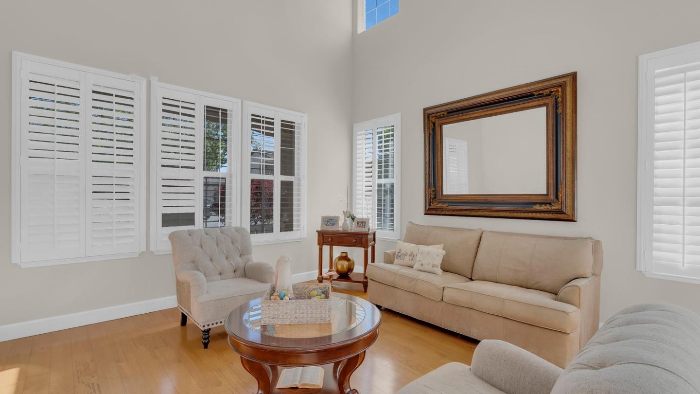 Detail Gallery Image 18 of 24 For 7115 Lahinch Dr, Gilroy,  CA 95020 - 5 Beds | 3/1 Baths