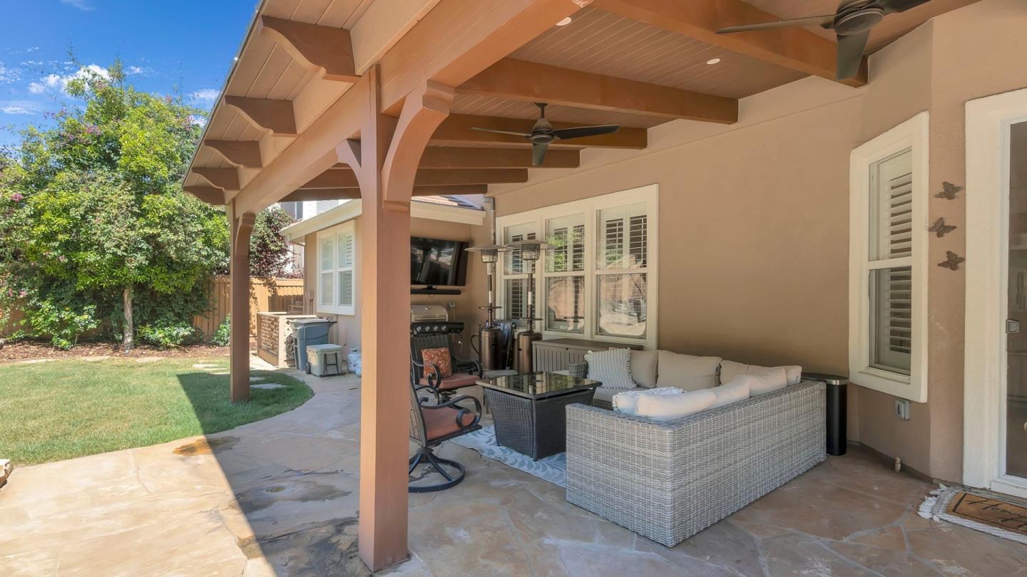 Detail Gallery Image 22 of 24 For 7115 Lahinch Dr, Gilroy,  CA 95020 - 5 Beds | 3/1 Baths