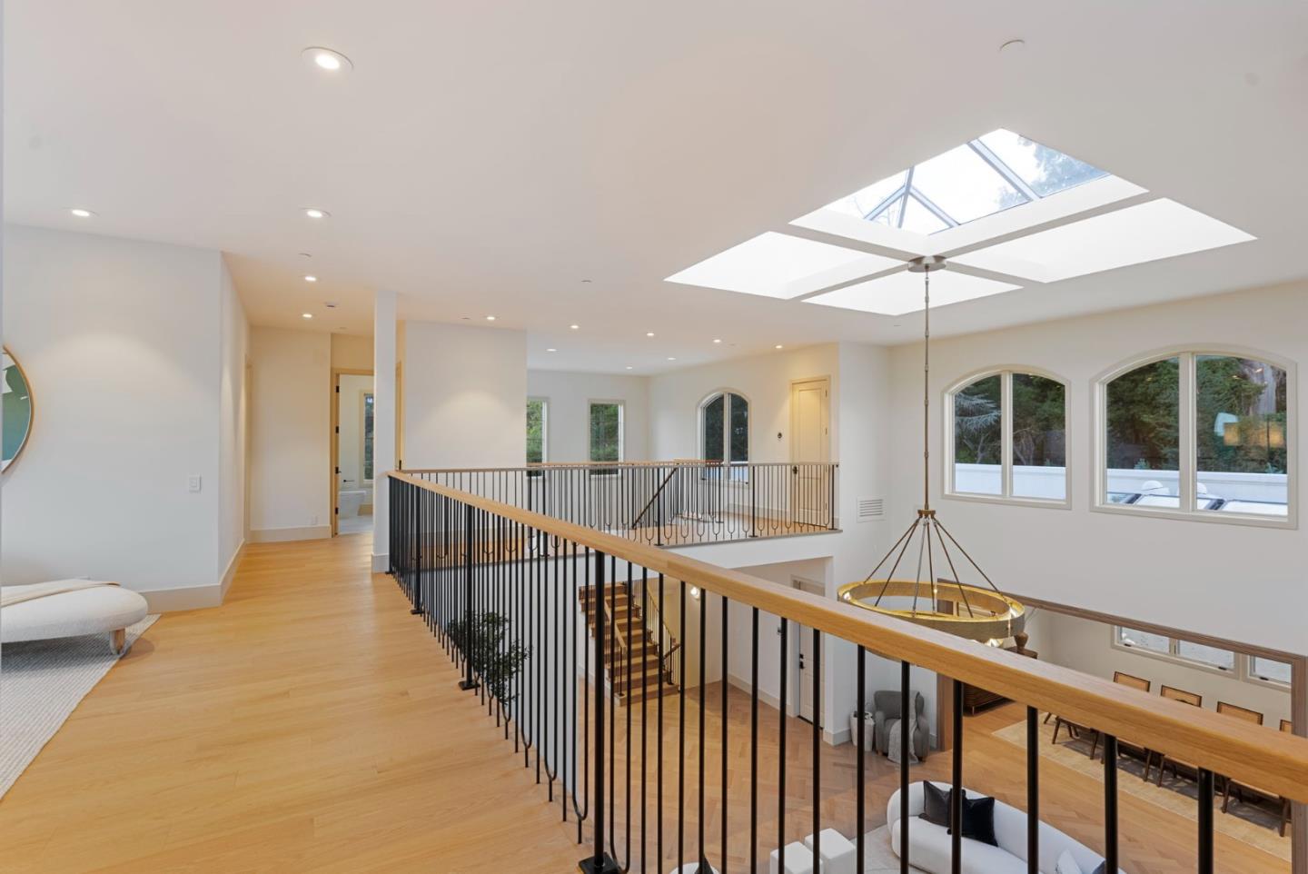 Detail Gallery Image 20 of 62 For 1215 La Cumbre, Hillsborough,  CA 94010 - 8 Beds | 7/1 Baths