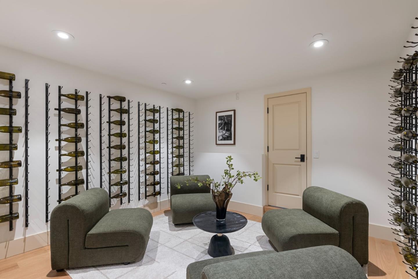 Detail Gallery Image 40 of 62 For 1215 La Cumbre, Hillsborough,  CA 94010 - 8 Beds | 7/1 Baths