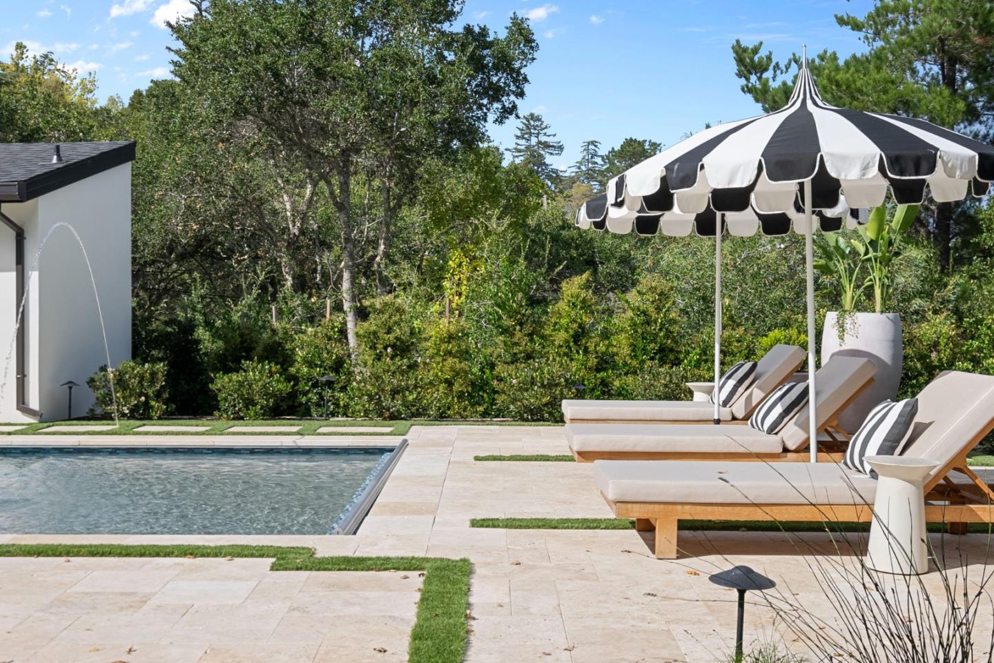 Detail Gallery Image 50 of 62 For 1215 La Cumbre, Hillsborough,  CA 94010 - 8 Beds | 7/1 Baths