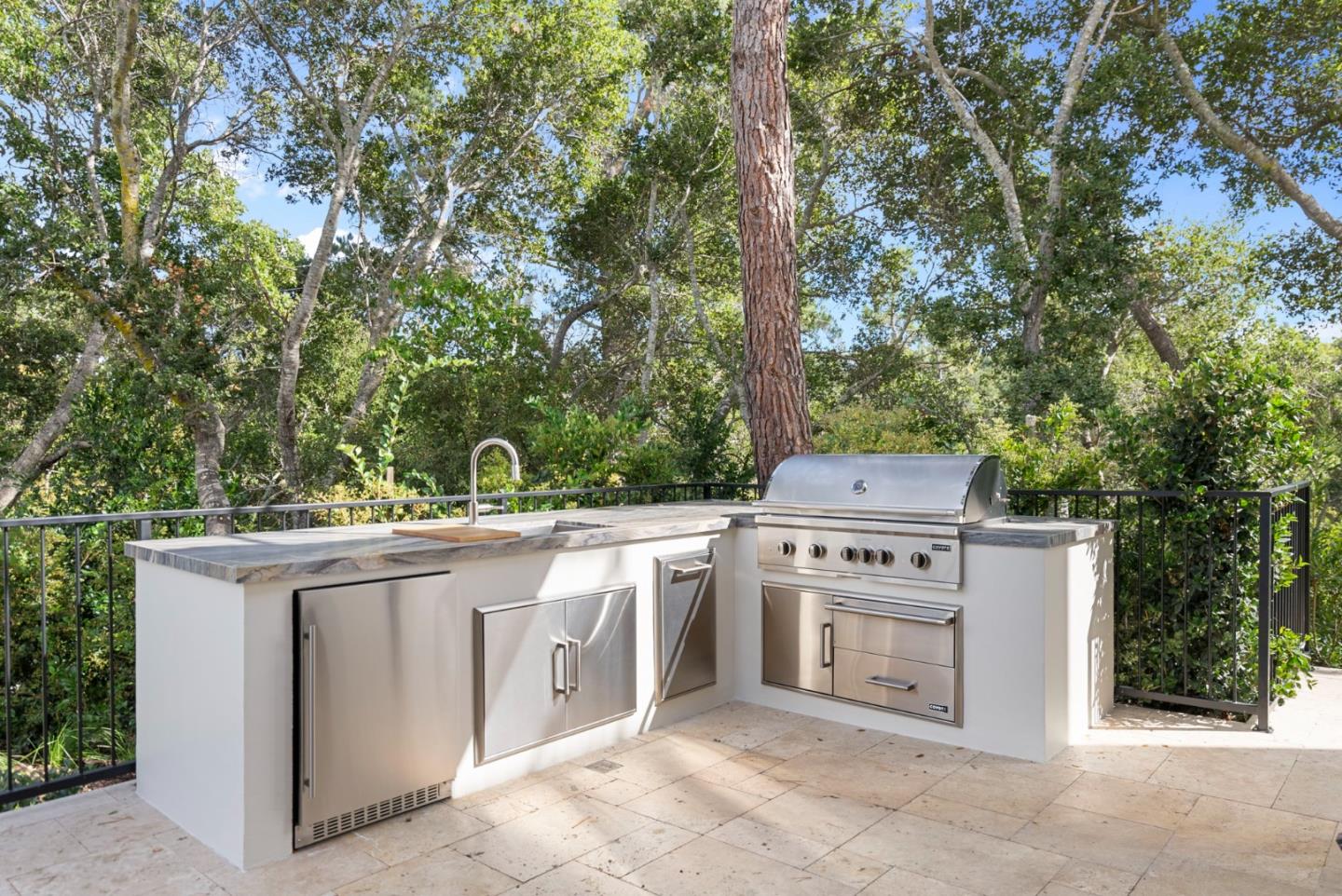 Detail Gallery Image 54 of 62 For 1215 La Cumbre, Hillsborough,  CA 94010 - 8 Beds | 7/1 Baths