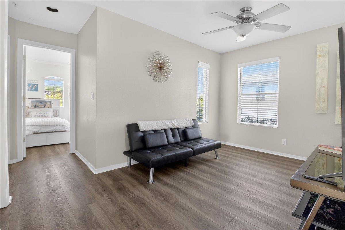 Detail Gallery Image 16 of 20 For 26419 Honor Ln, Salinas,  CA 93908 - 3 Beds | 2/1 Baths