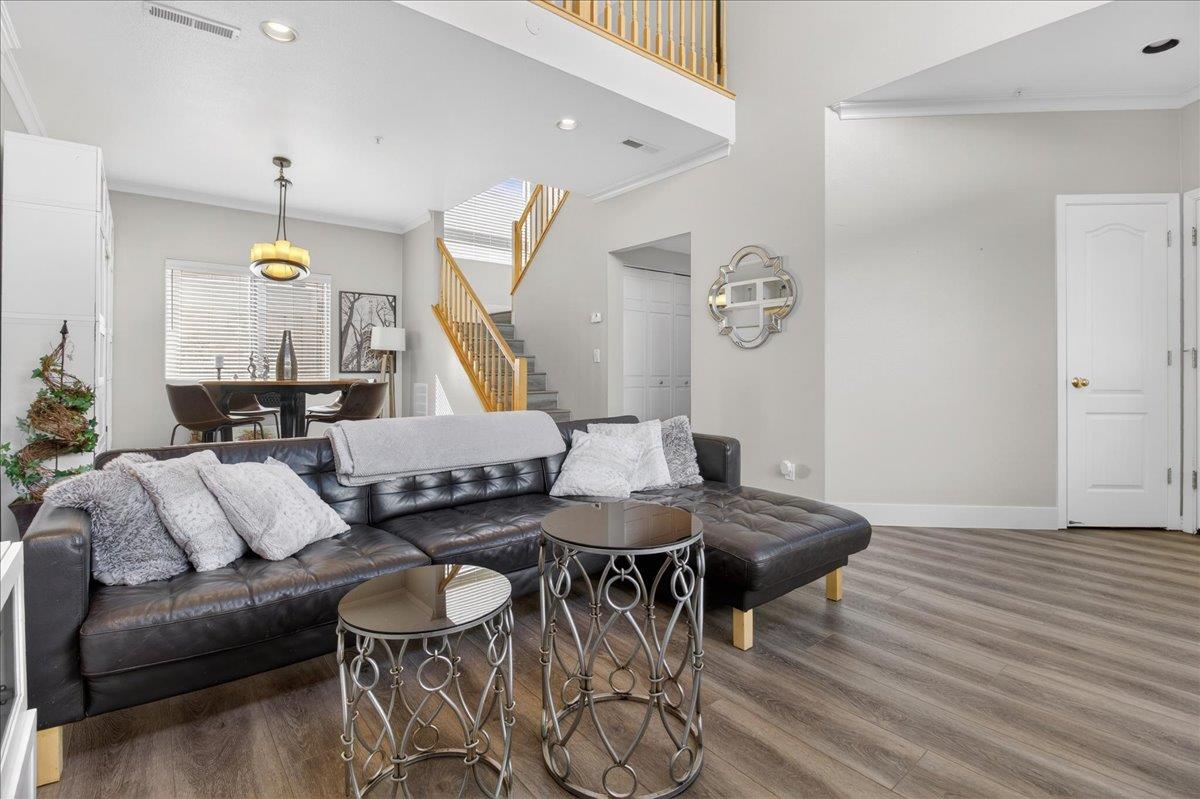 Detail Gallery Image 3 of 20 For 26419 Honor Ln, Salinas,  CA 93908 - 3 Beds | 2/1 Baths