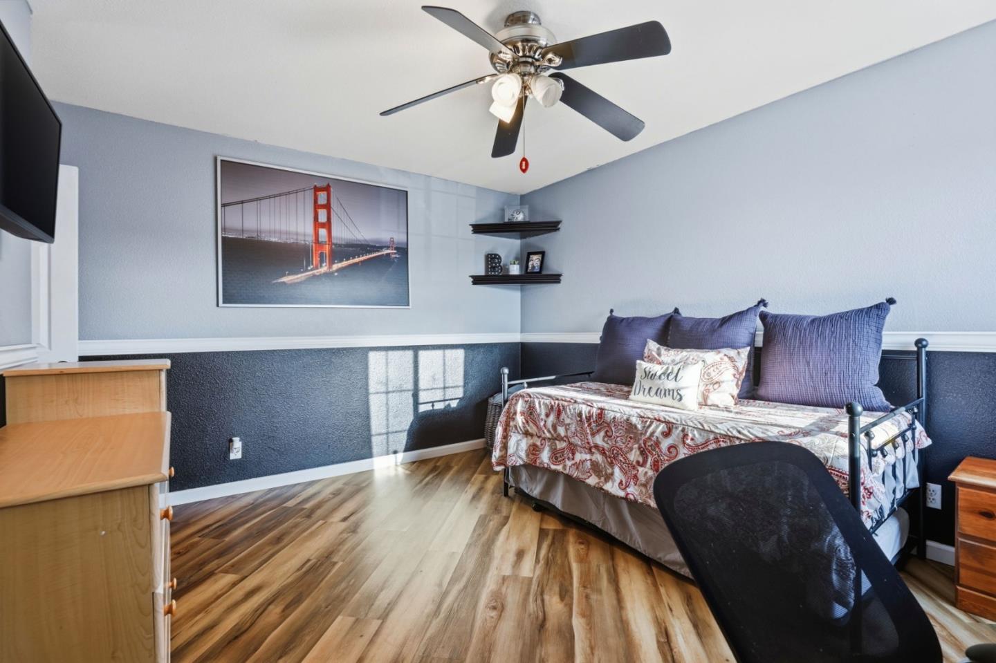 Detail Gallery Image 21 of 36 For 1744 Brentwood Ct, Hollister,  CA 95023 - 4 Beds | 2/1 Baths