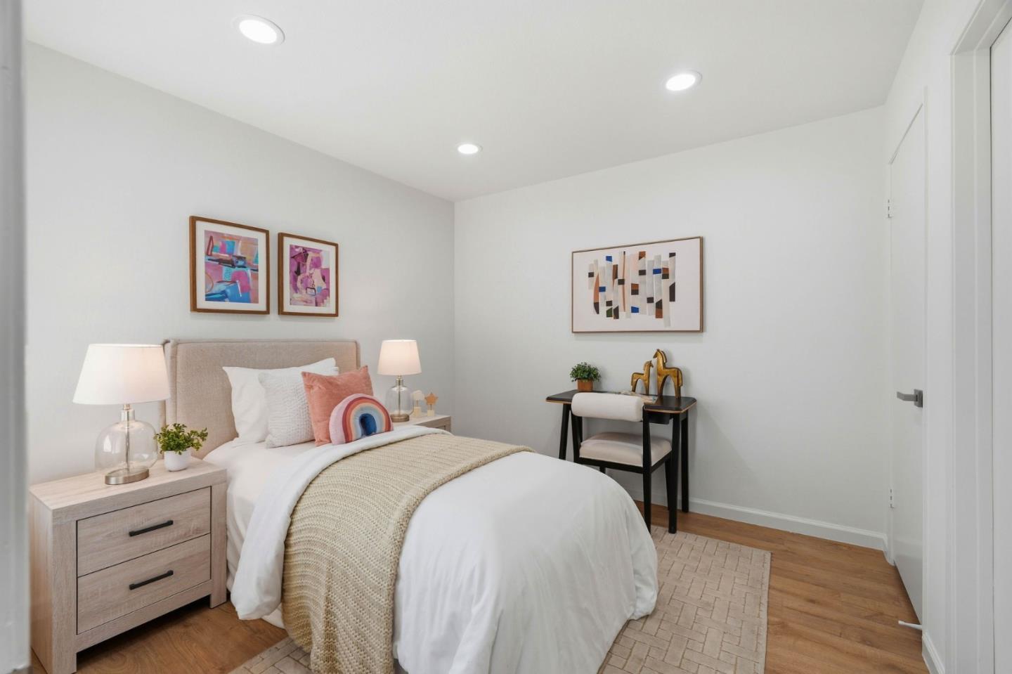 Detail Gallery Image 16 of 36 For 5893 Manorwood Ct, San Jose,  CA 95129 - 2 Beds | 2 Baths