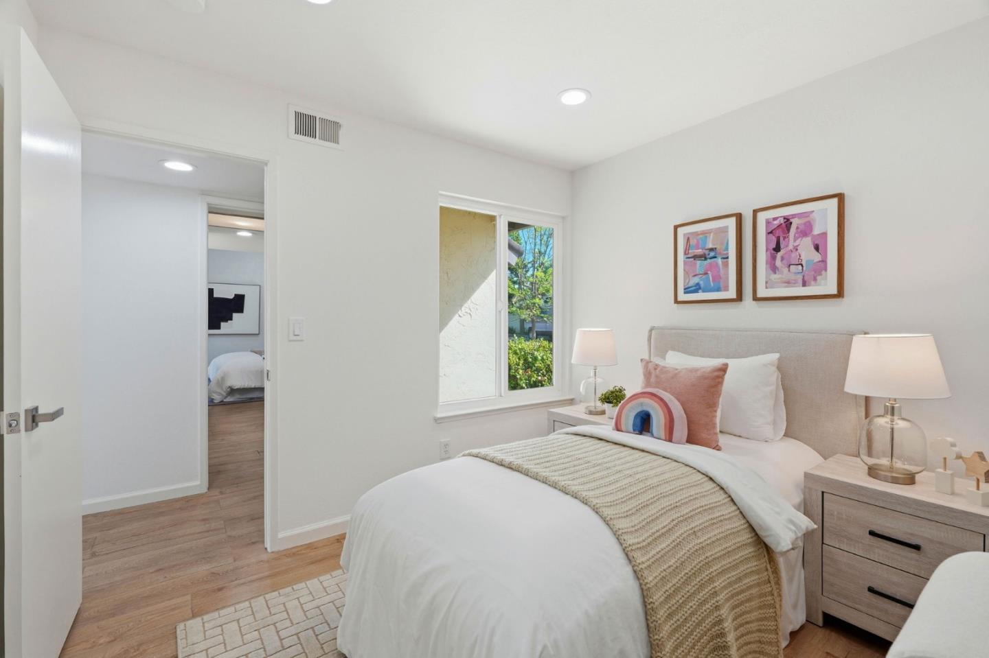 Detail Gallery Image 18 of 36 For 5893 Manorwood Ct, San Jose,  CA 95129 - 2 Beds | 2 Baths