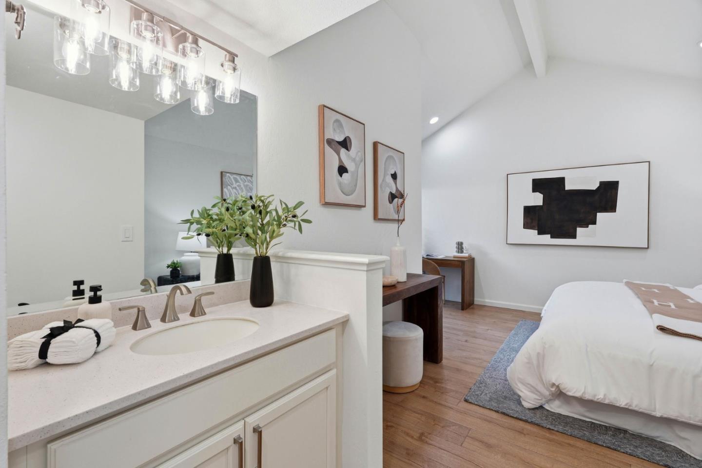 Detail Gallery Image 25 of 36 For 5893 Manorwood Ct, San Jose,  CA 95129 - 2 Beds | 2 Baths