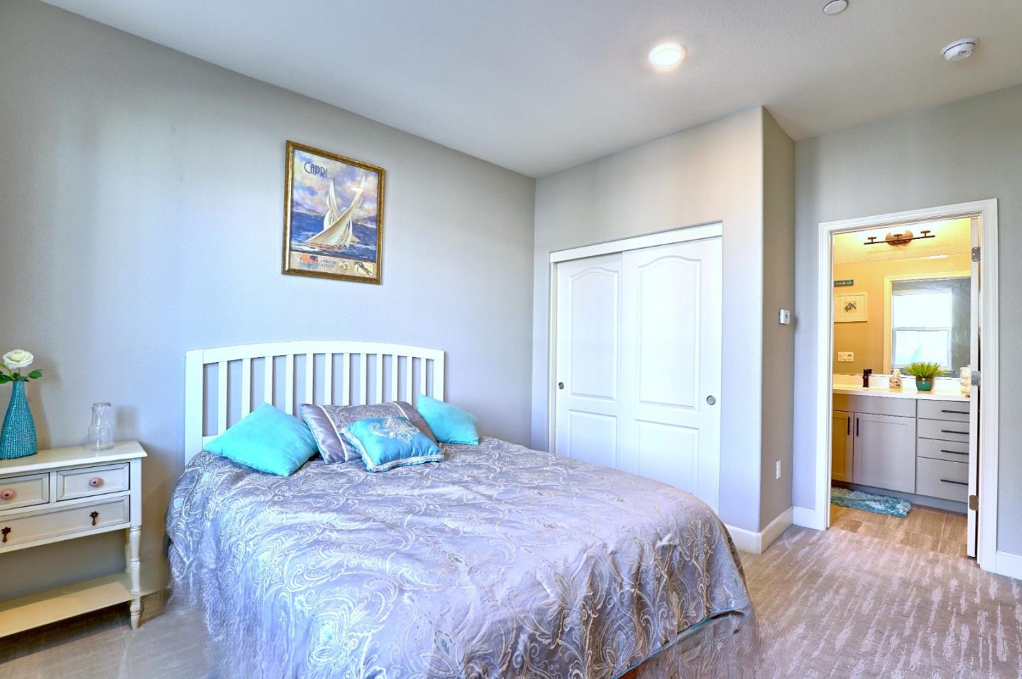 Detail Gallery Image 11 of 53 For 2980 Henry Miller Pl #4,  San Jose,  CA 95136 - 3 Beds | 3/1 Baths