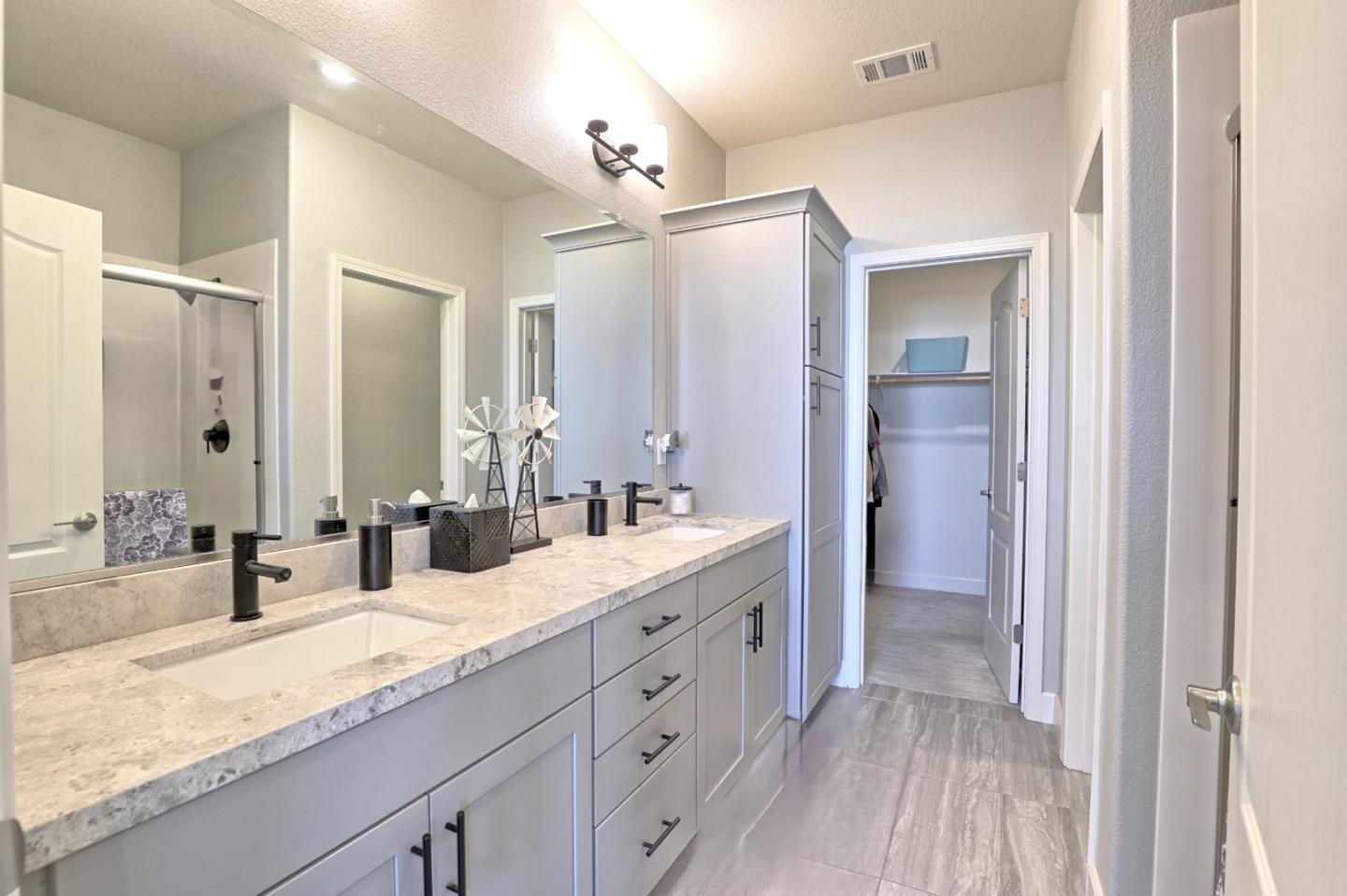 Detail Gallery Image 25 of 53 For 2980 Henry Miller Pl #4,  San Jose,  CA 95136 - 3 Beds | 3/1 Baths