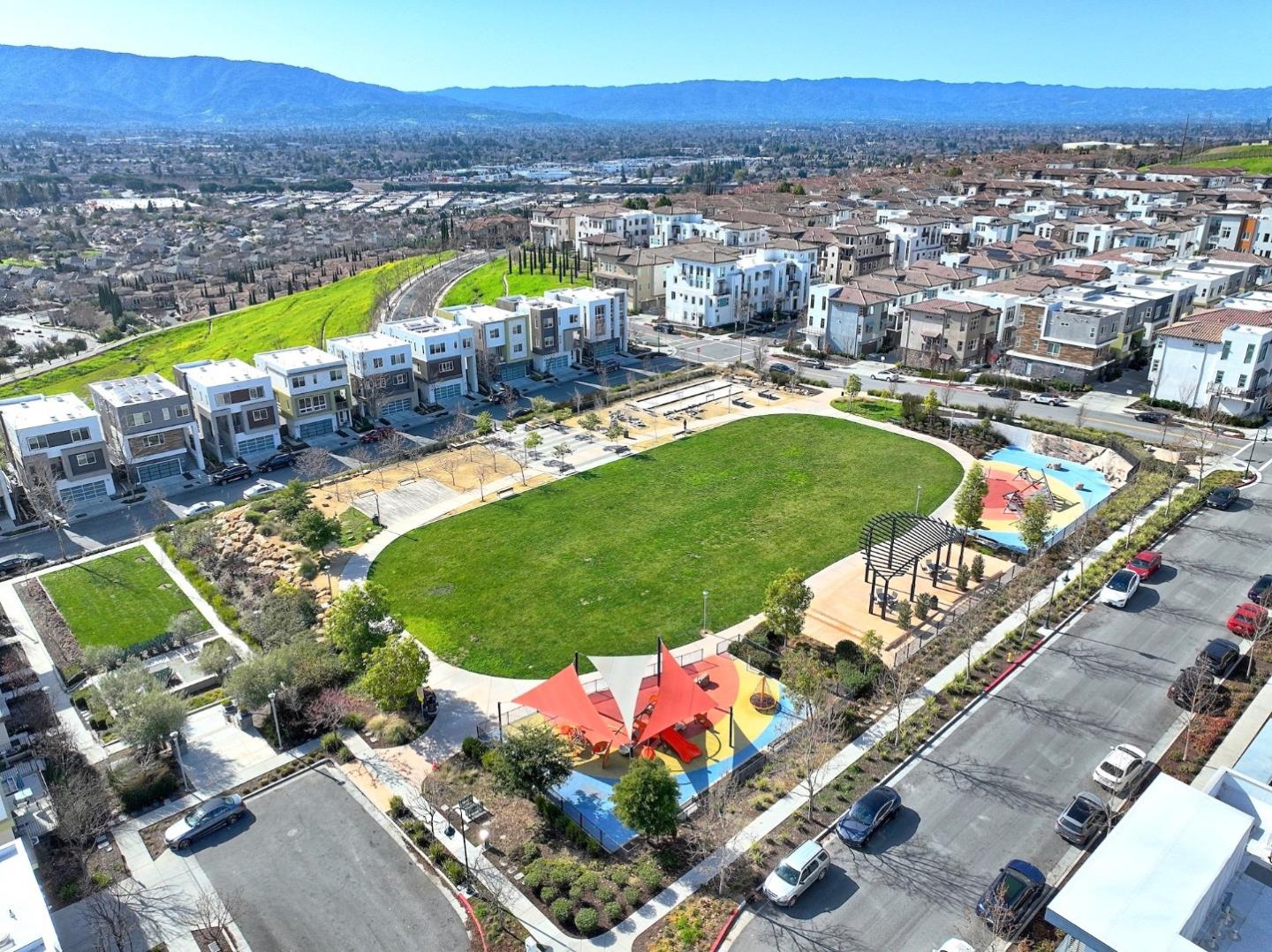 Detail Gallery Image 35 of 53 For 2980 Henry Miller Pl #4,  San Jose,  CA 95136 - 3 Beds | 3/1 Baths