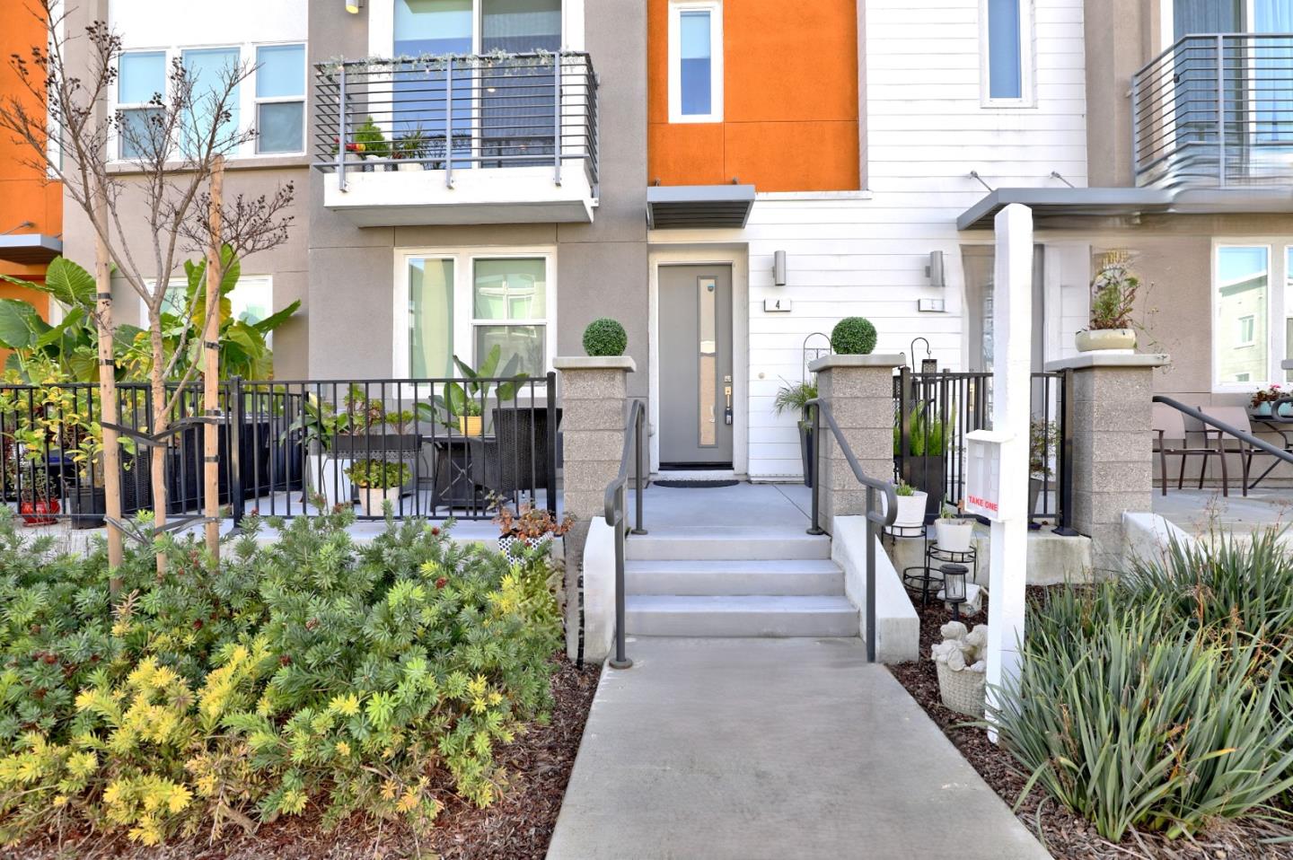 Detail Gallery Image 51 of 53 For 2980 Henry Miller Pl #4,  San Jose,  CA 95136 - 3 Beds | 3/1 Baths