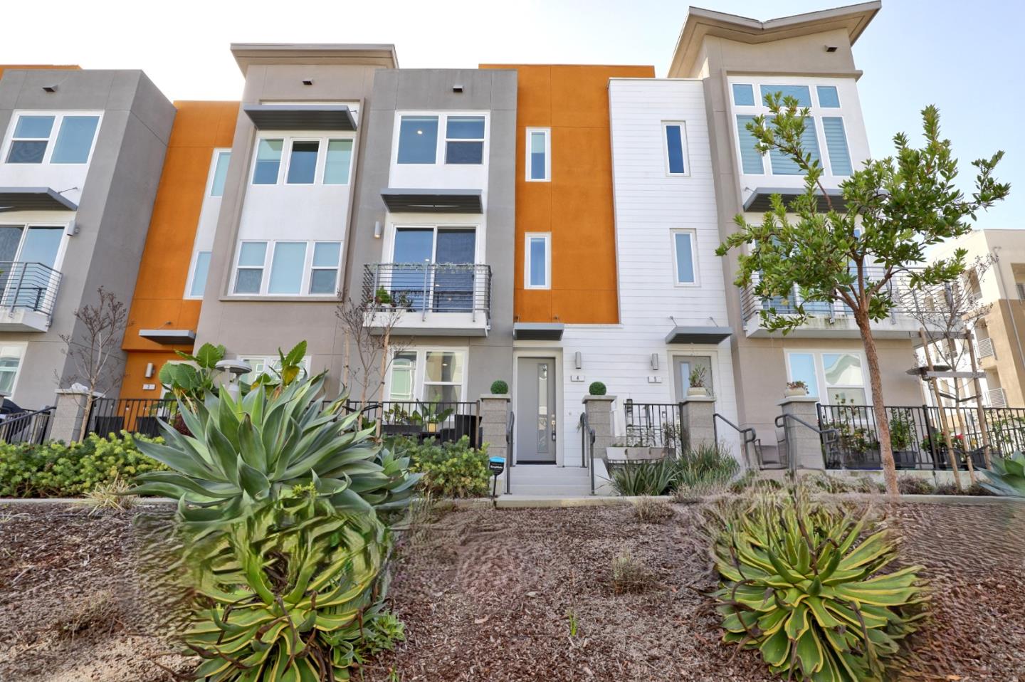 Detail Gallery Image 53 of 53 For 2980 Henry Miller Pl #4,  San Jose,  CA 95136 - 3 Beds | 3/1 Baths