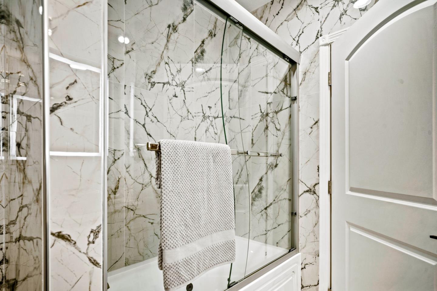 Detail Gallery Image 11 of 32 For 255 Brookside Dr, Boulder Creek,  CA 95006 - 4 Beds | 2/1 Baths