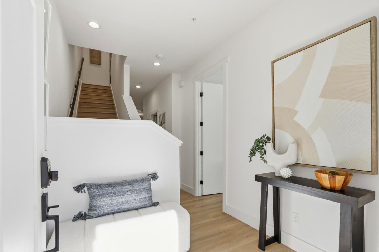 Photo #5: ML82032620 Listing: Photo #5