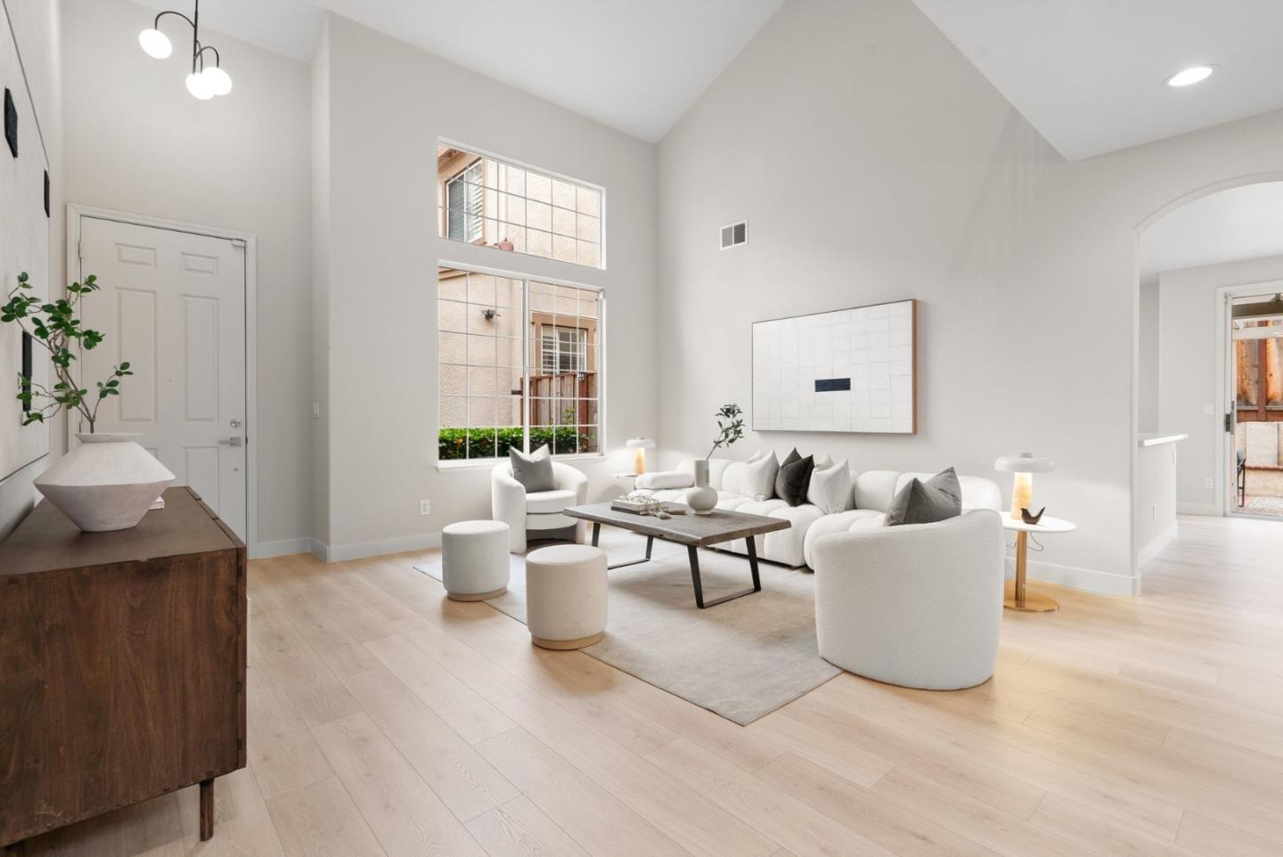 Detail Gallery Image 4 of 66 For 4720 Cheeney St, Santa Clara,  CA 95054 - 4 Beds | 3 Baths