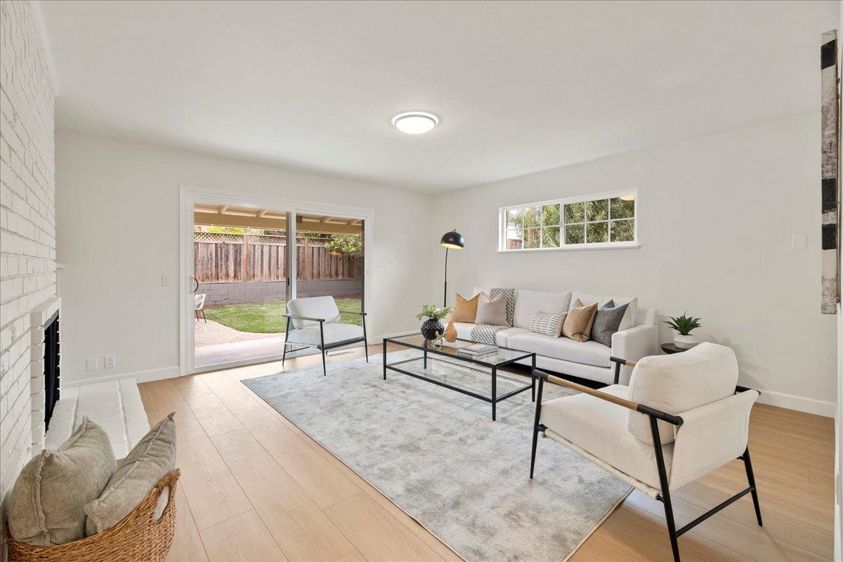 Detail Gallery Image 14 of 36 For 14000 Jerries Dr, Saratoga,  CA 95070 - 3 Beds | 2/1 Baths