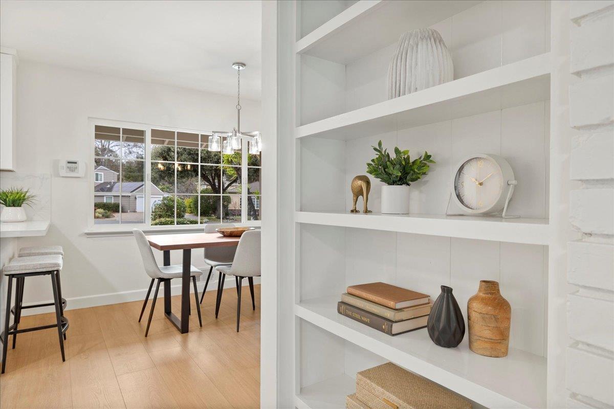 Detail Gallery Image 17 of 36 For 14000 Jerries Dr, Saratoga,  CA 95070 - 3 Beds | 2/1 Baths