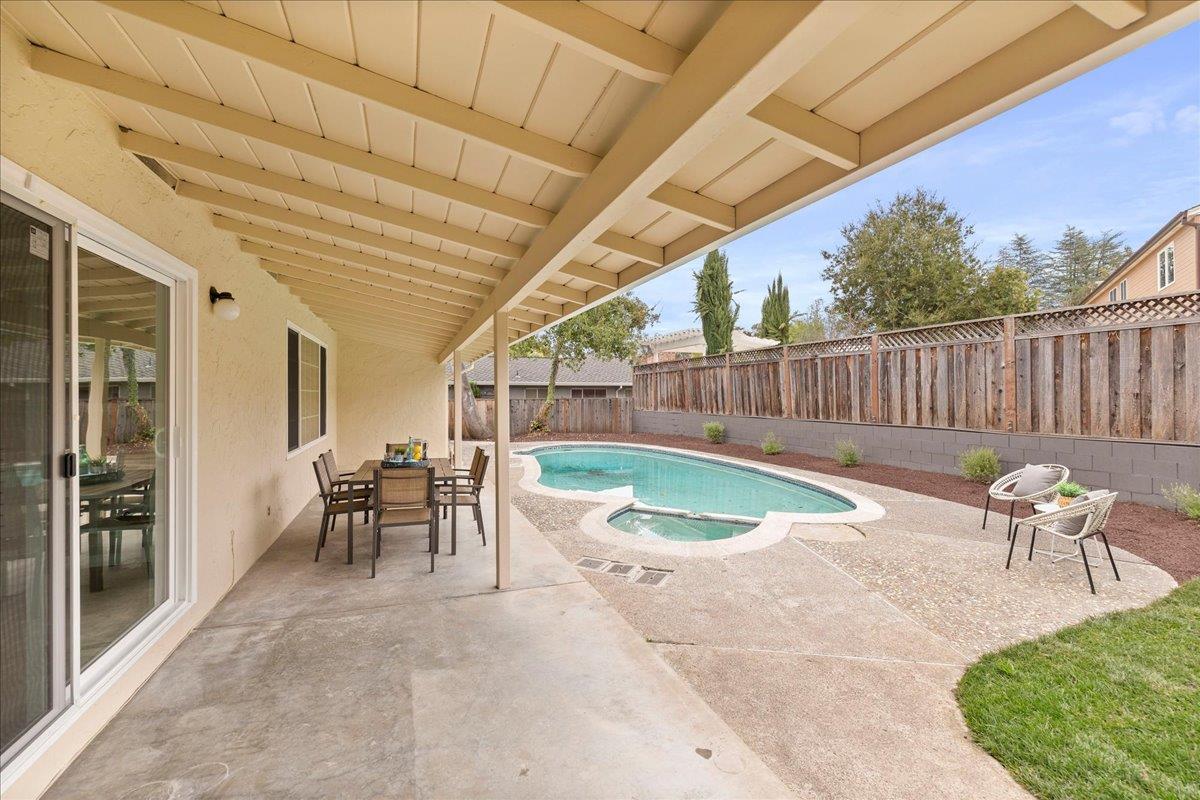 Detail Gallery Image 28 of 36 For 14000 Jerries Dr, Saratoga,  CA 95070 - 3 Beds | 2/1 Baths