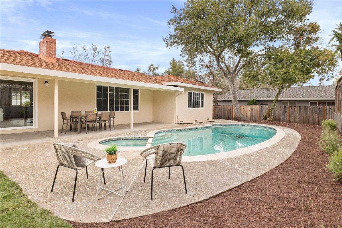 Detail Gallery Image 30 of 36 For 14000 Jerries Dr, Saratoga,  CA 95070 - 3 Beds | 2/1 Baths