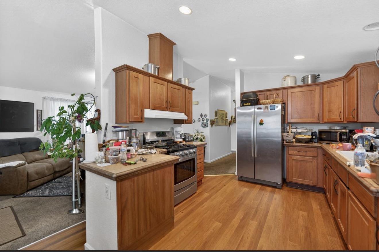 Detail Gallery Image 10 of 16 For 13622 Monte Del Sol #141,  Castroville,  CA 95012 - 3 Beds | 2 Baths