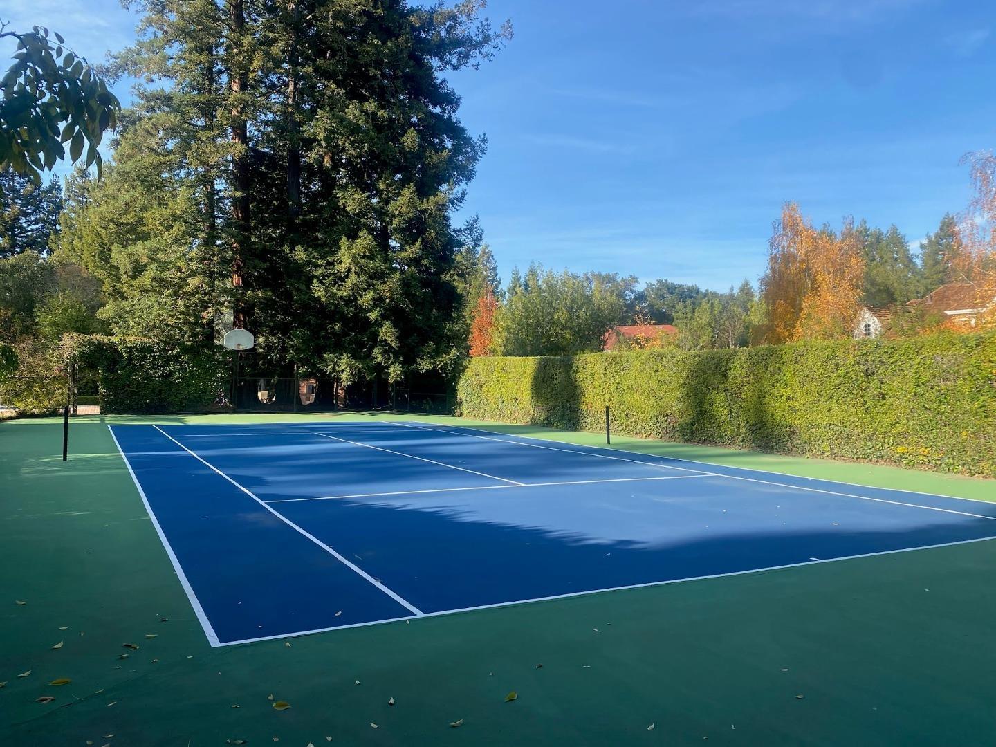 Detail Gallery Image 17 of 52 For 269 Selby Ln, Atherton,  CA 94027 - 6 Beds | 4/1 Baths