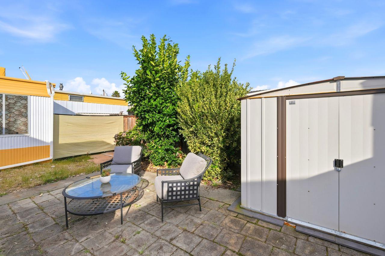 Detail Gallery Image 19 of 30 For 1555 Merrill St #61,  Santa Cruz,  CA 95062 - 1 Beds | 1 Baths